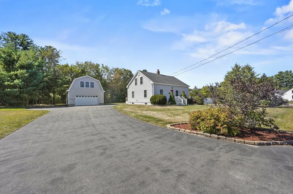 75 Fordway Extension Derry NH 03038