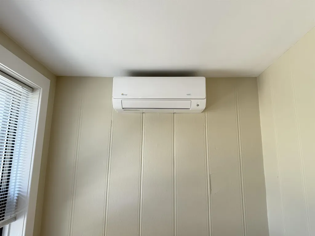 83 Amherst Street Manchester NH 03101