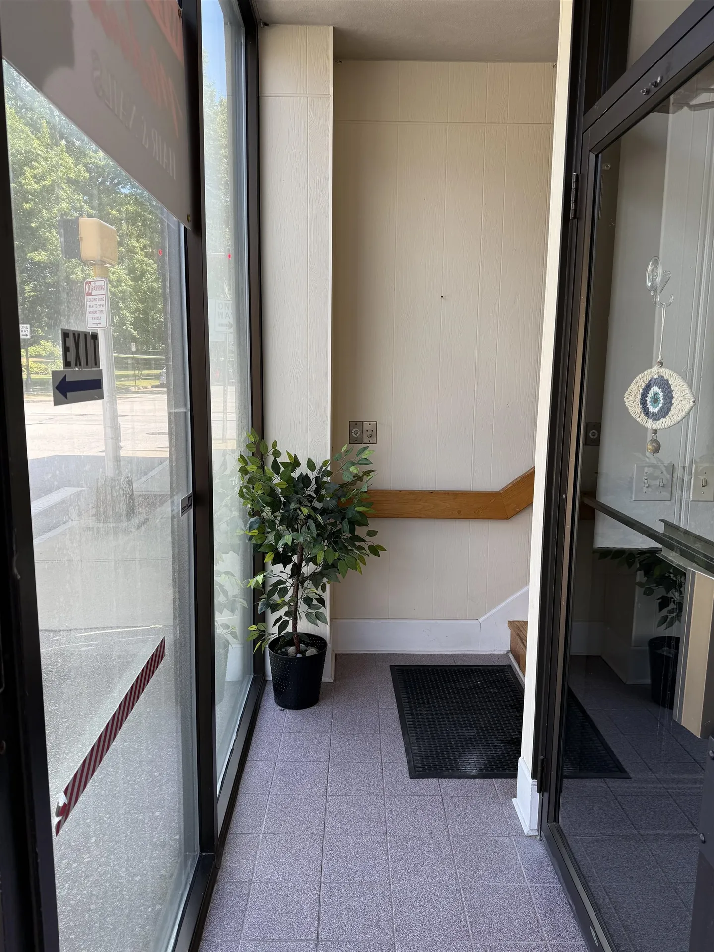 83 Amherst Street Manchester NH 03101