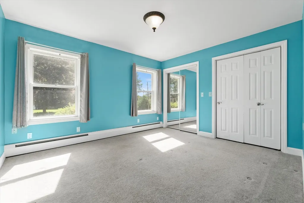 4 Nelson Street Nashua NH 03063