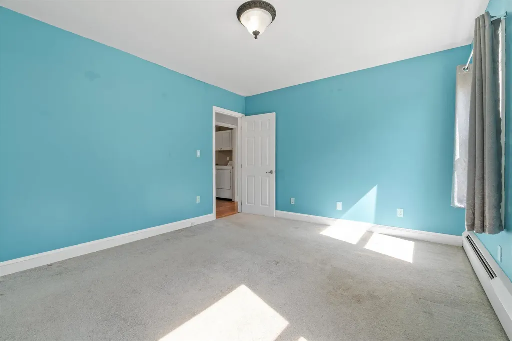 4 Nelson Street Nashua NH 03063