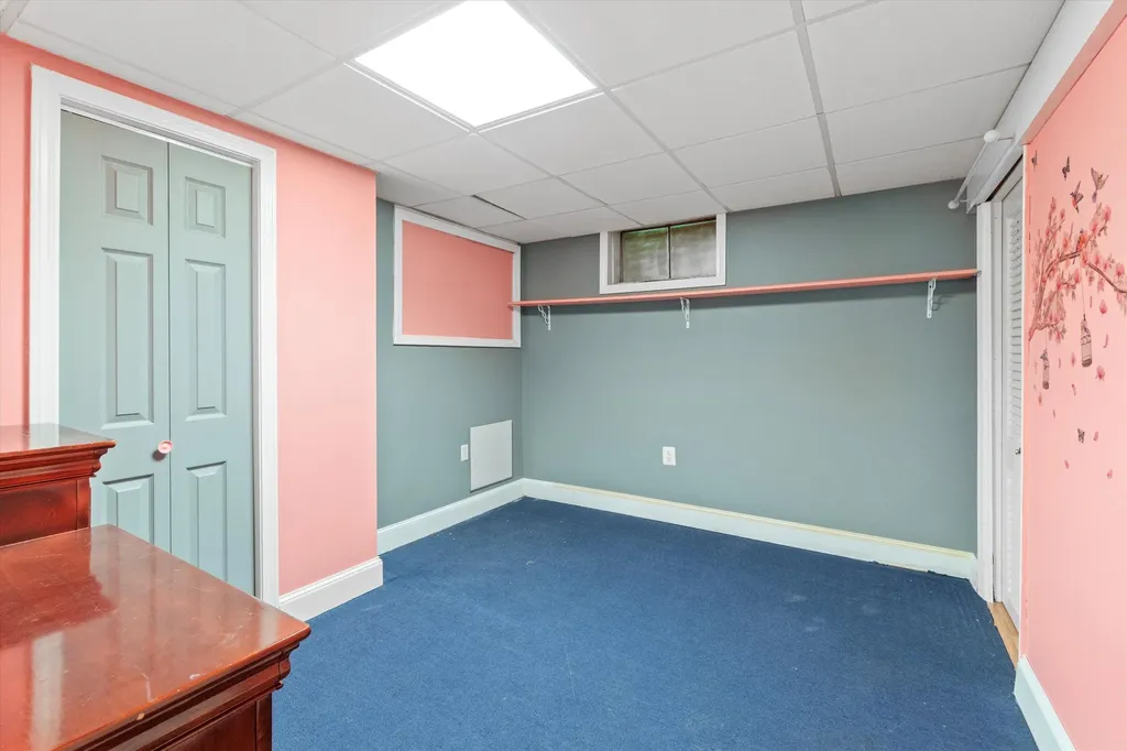 4 Nelson Street Nashua NH 03063