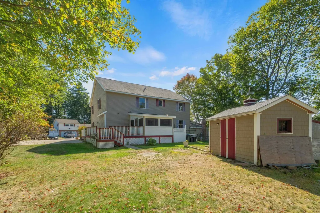 4 Nelson Street Nashua NH 03063