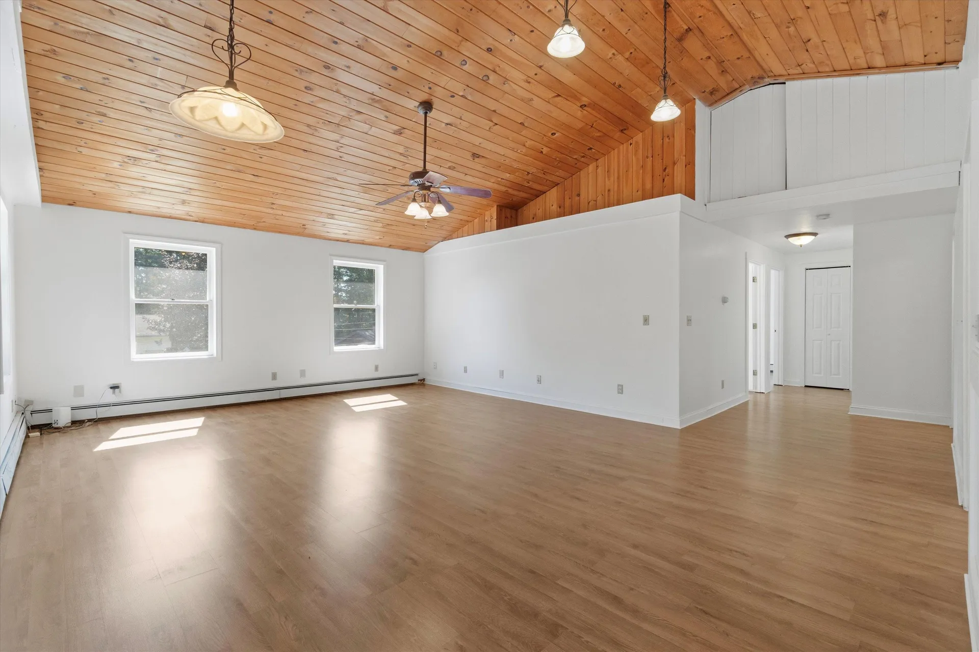 4 Nelson Street Nashua NH 03063