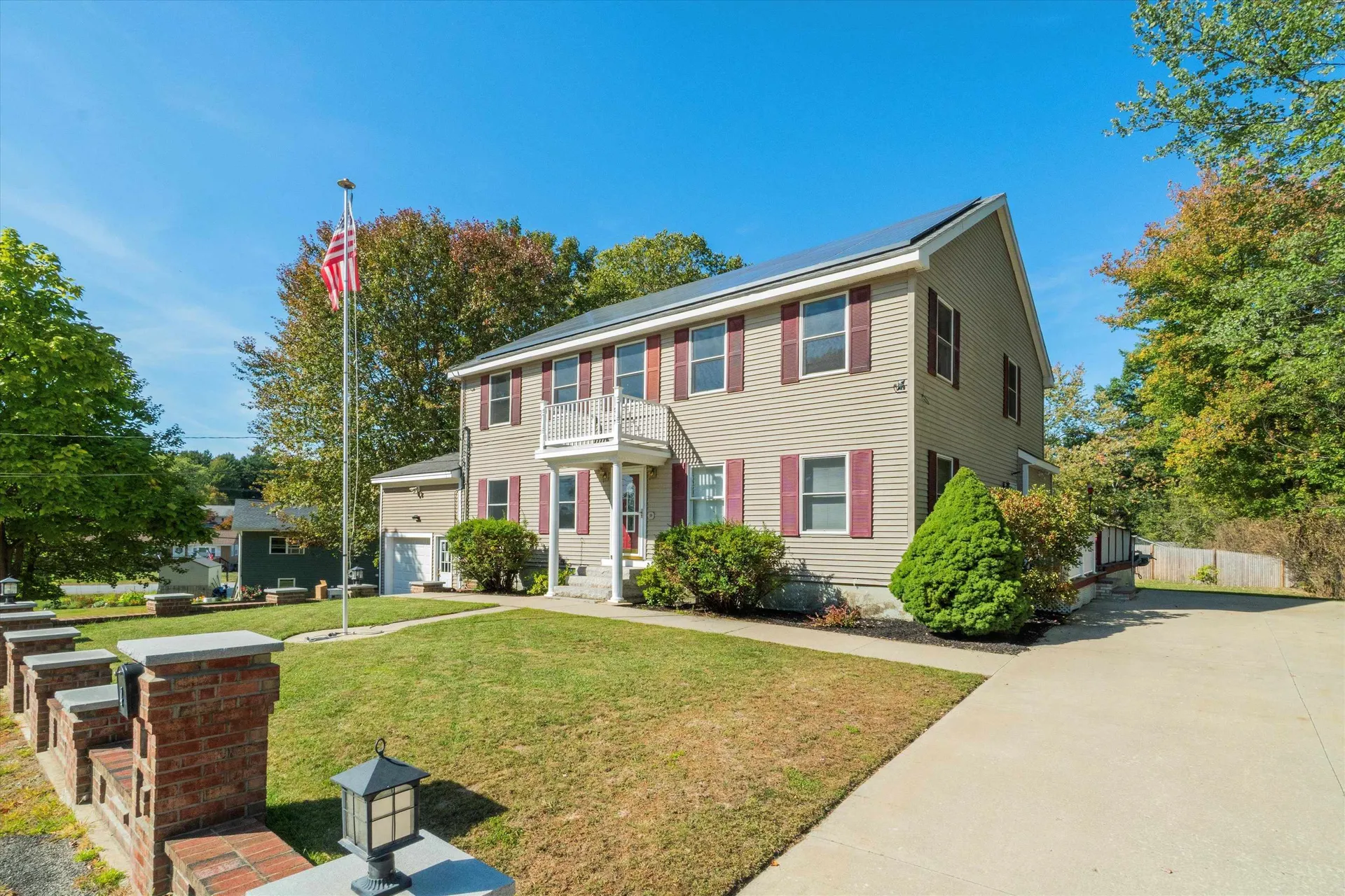 4 Nelson Street Nashua NH 03063