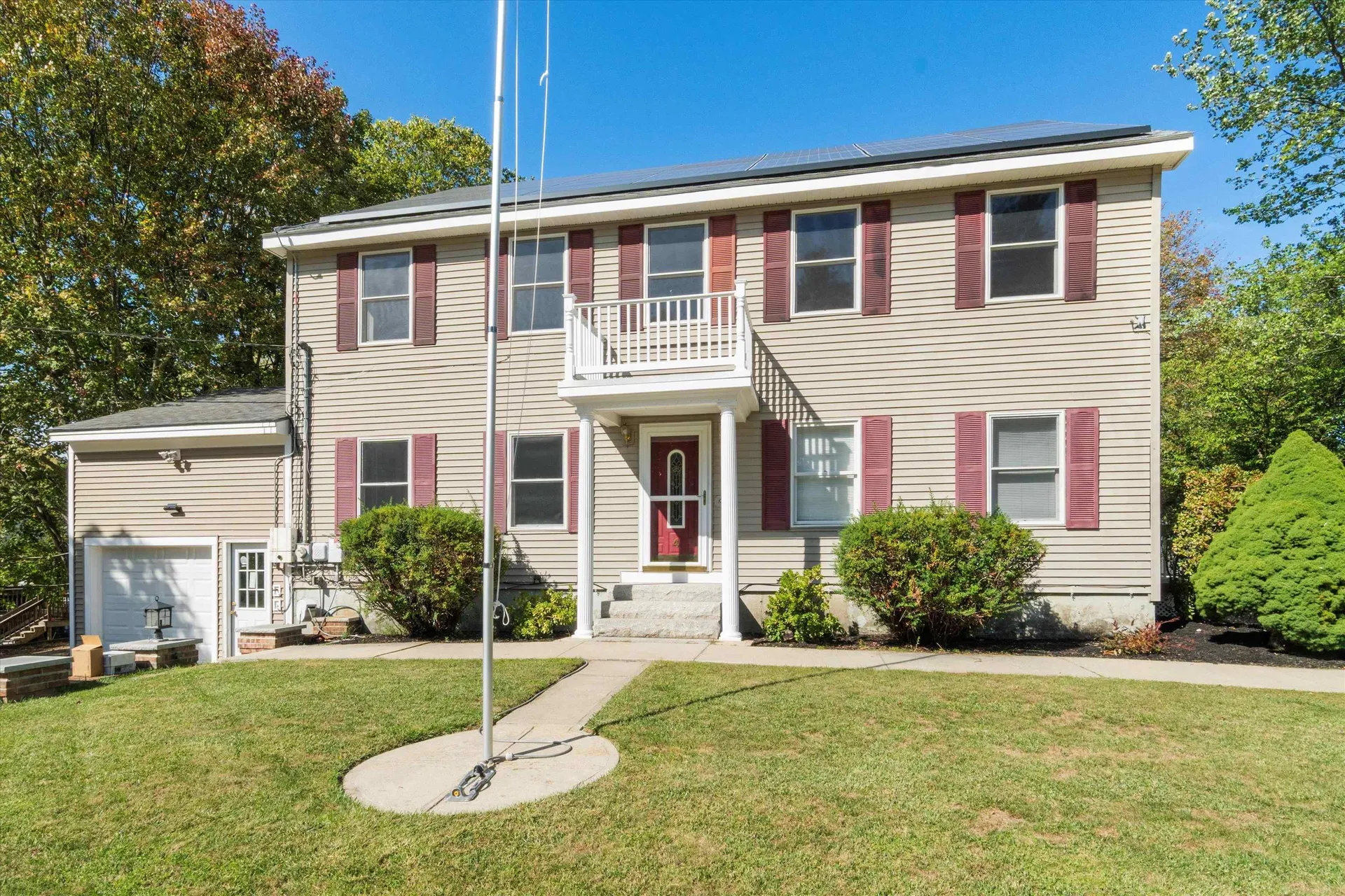 4 Nelson Street Nashua NH 03063