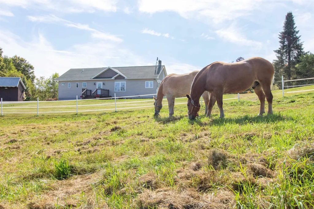 372 Vt Route 105 Charleston VT 05872