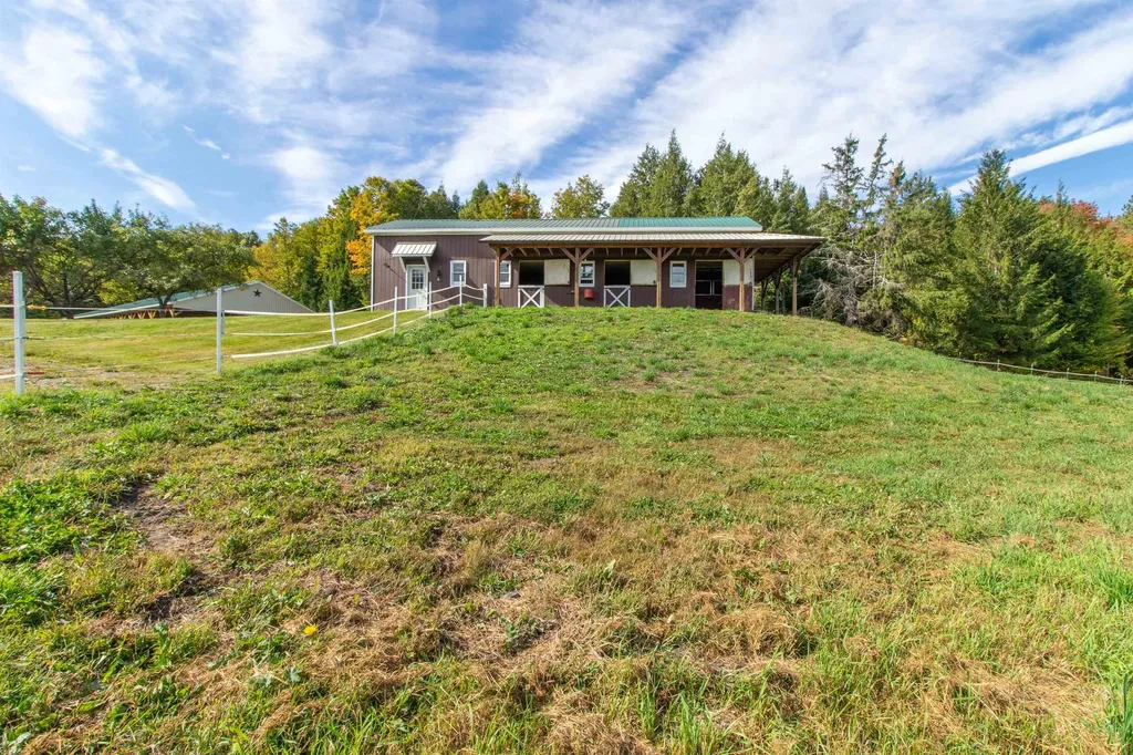 372 Vt Route 105 Charleston VT 05872