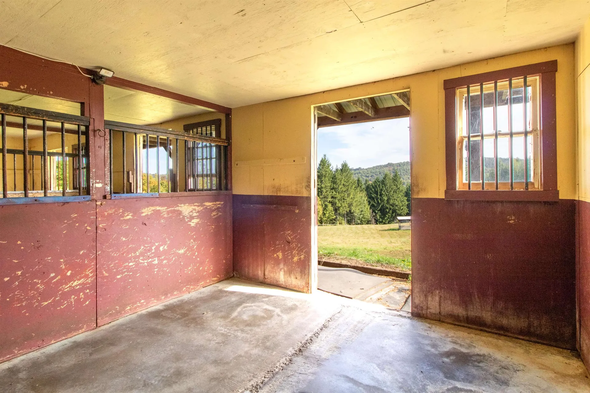 372 Vt Route 105 Charleston VT 05872