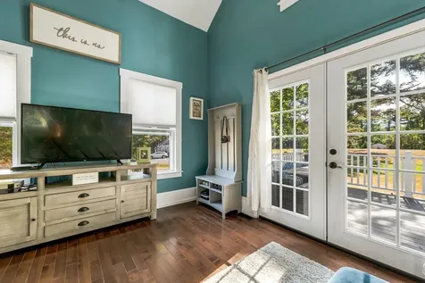 1420 Old North Main Street Laconia NH 03246