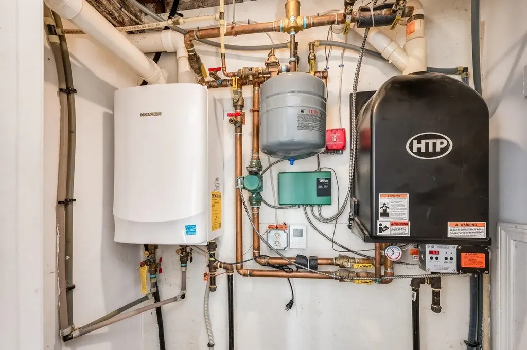 17-19 Dartmouth Street Exeter NH 03833