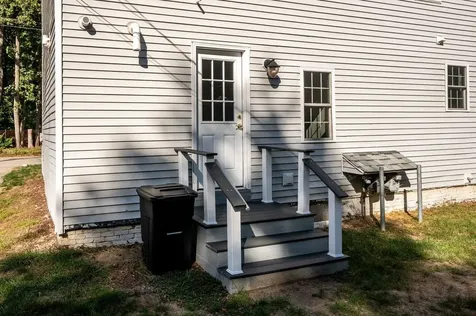 17-19 Dartmouth Street Exeter NH 03833