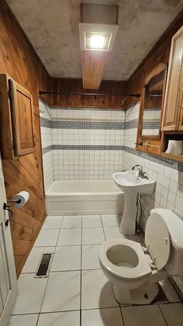 8365 Vt Route 30 Jamaica VT 05343