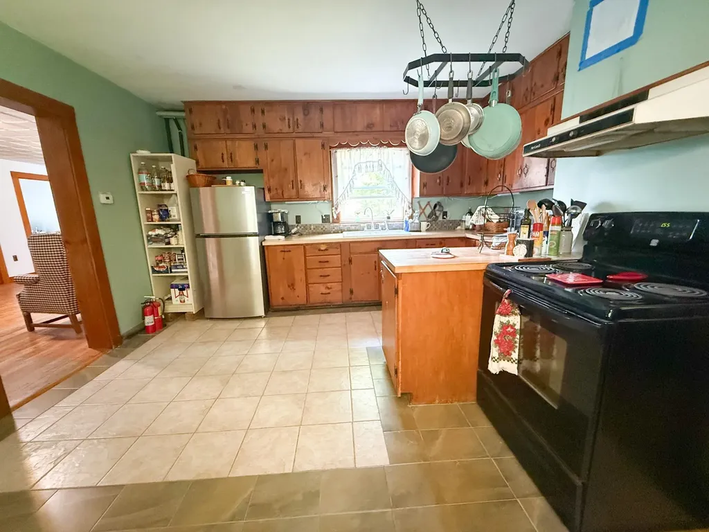 633 Brooklyn Road Mount Tabor VT 05739