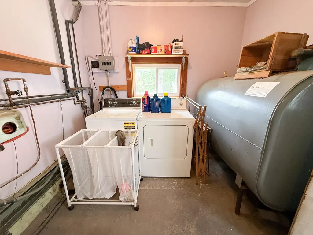 633 Brooklyn Road Mount Tabor VT 05739