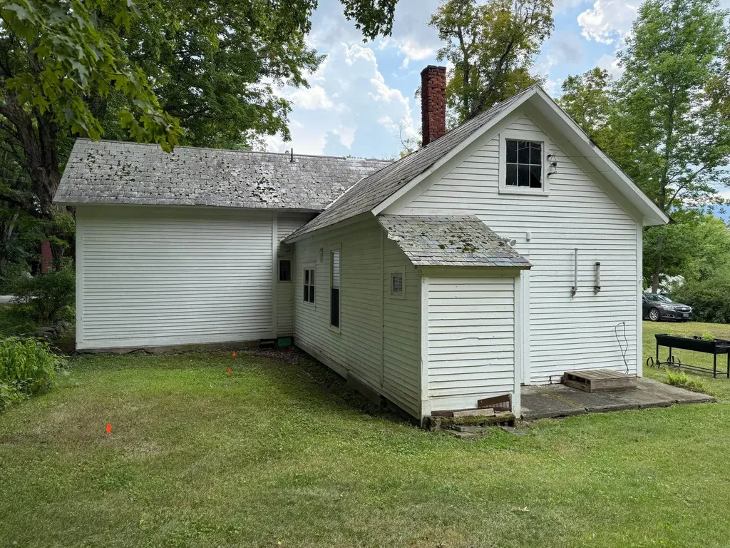 633 Brooklyn Road Mount Tabor VT 05739