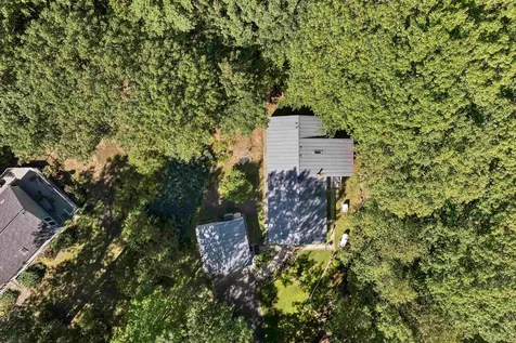 3 Santis Way Wolfeboro NH 03894