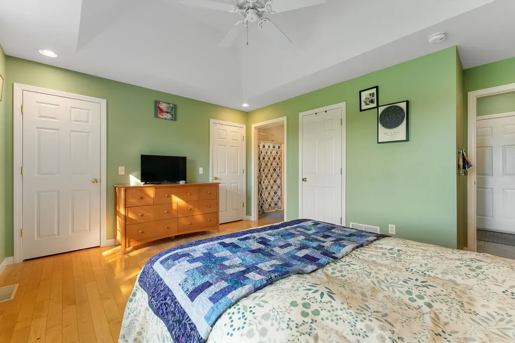 13 Asia Lane St. Albans City VT 05478