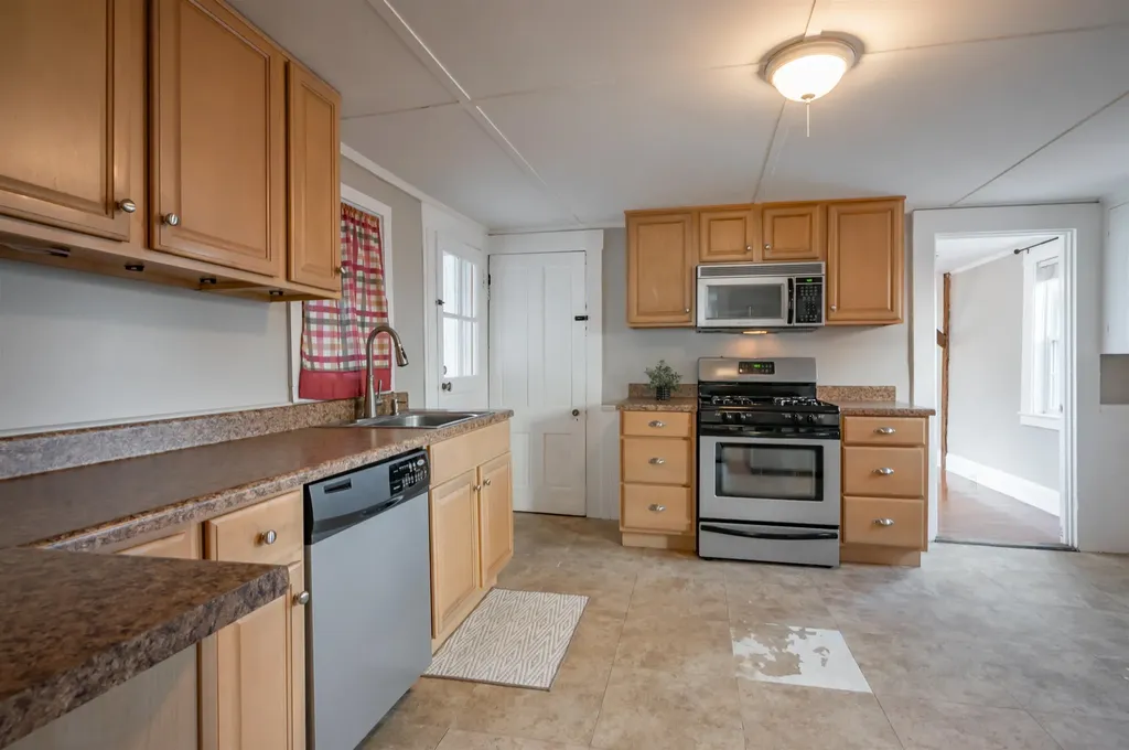 8 Tremont Street Concord NH 03301