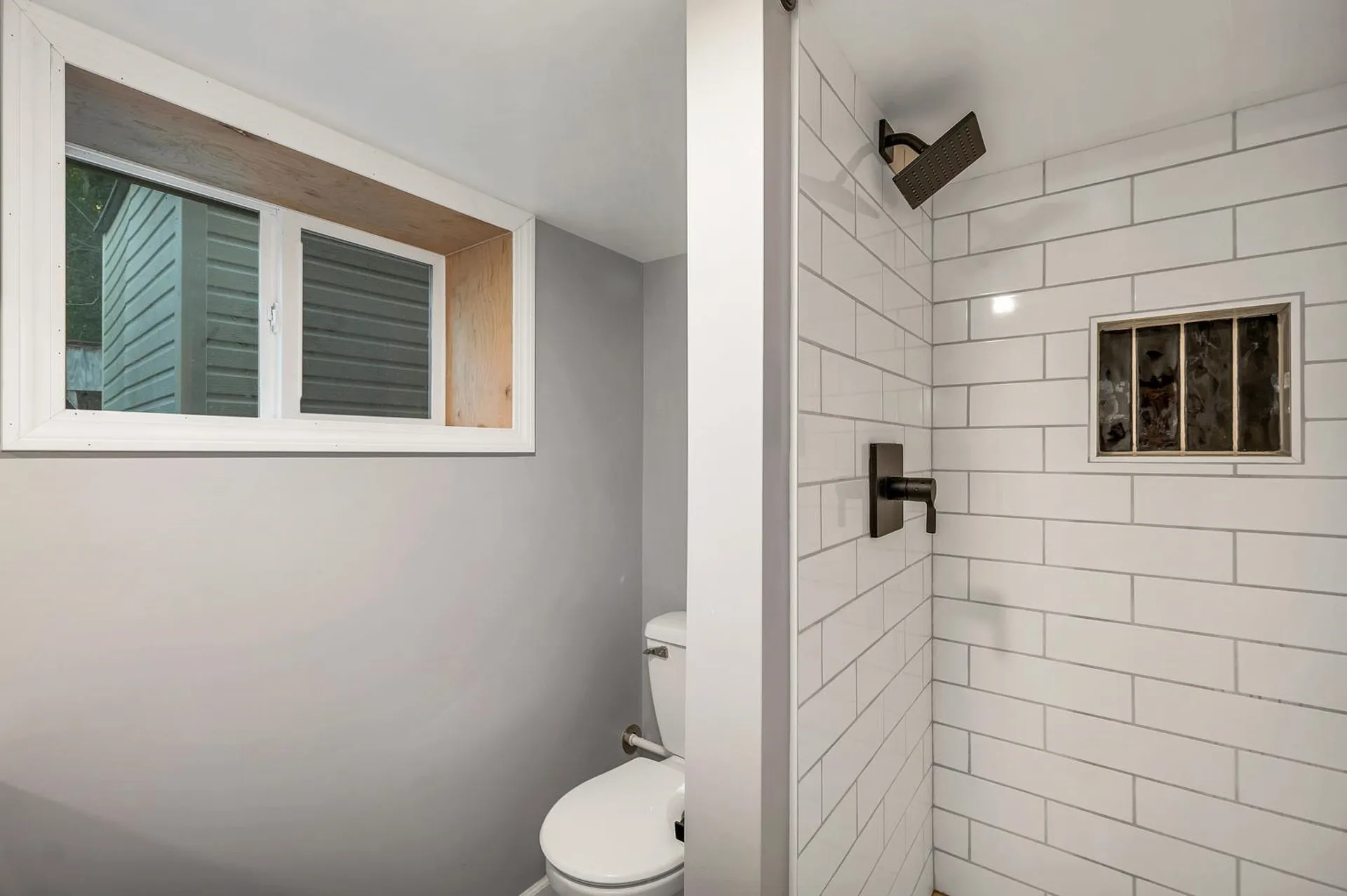 11 Old Lee Road Newfields NH 03856