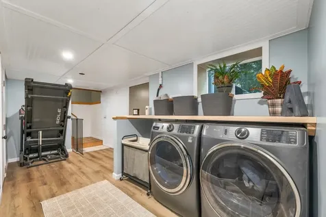 11 Old Lee Road Newfields NH 03856