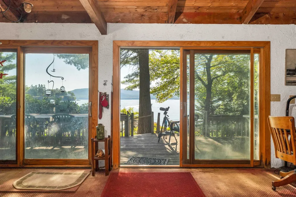 120 Big Barndoor Island Alton NH 03810