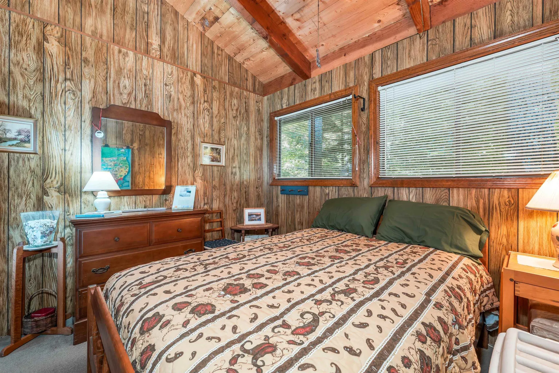 120 Big Barndoor Island Alton NH 03810