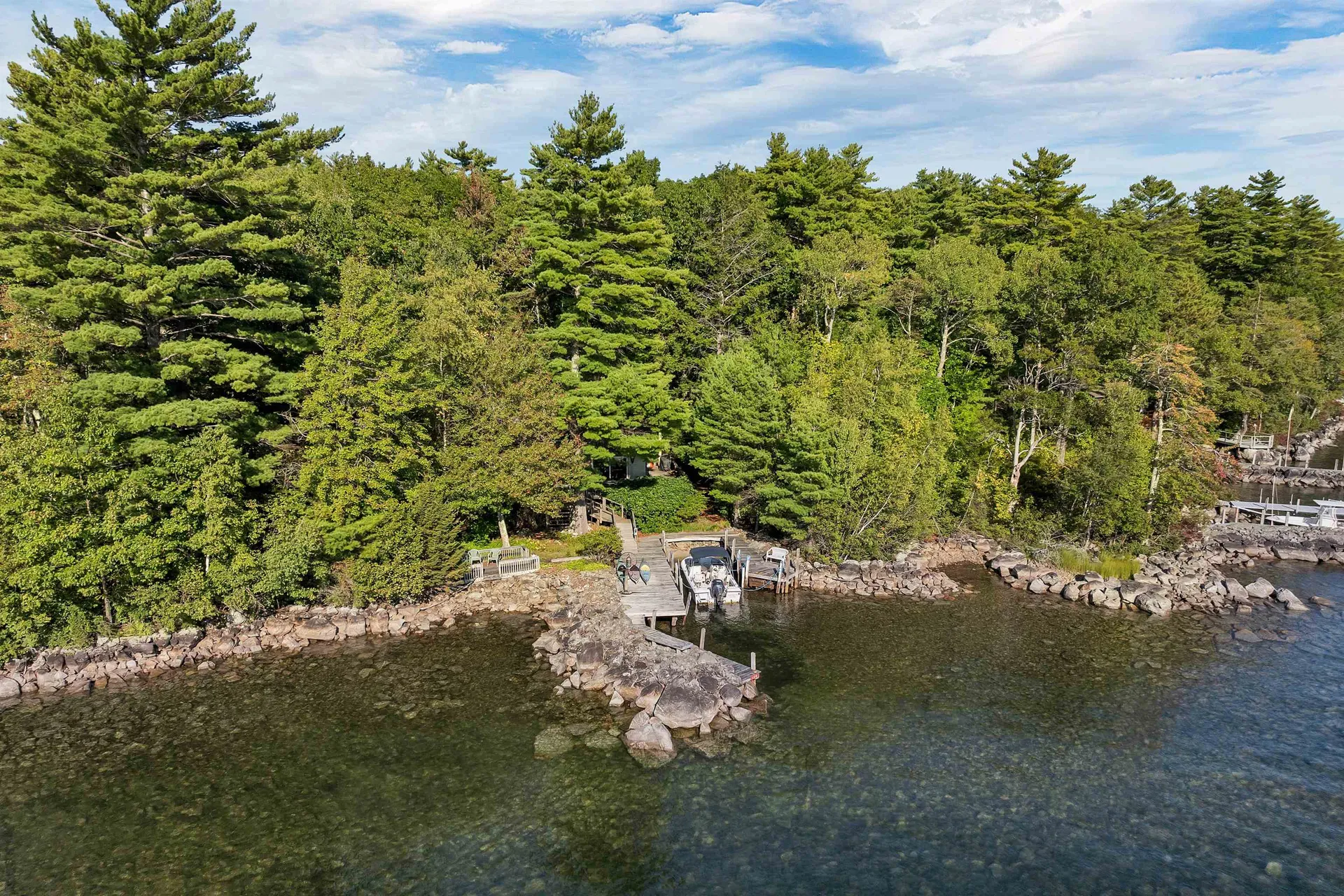 120 Big Barndoor Island Alton NH 03810