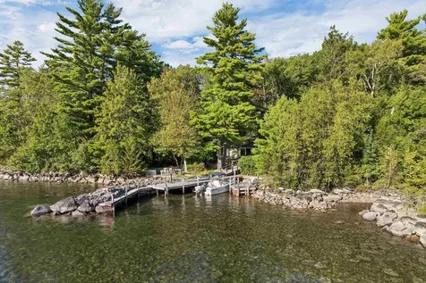 120 Big Barndoor Island Alton NH 03810