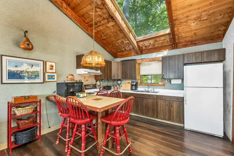 120 Big Barndoor Island Alton NH 03810