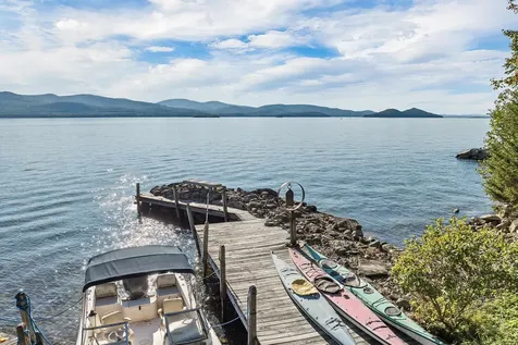 120 Big Barndoor Island Alton NH 03810