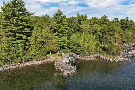 120 Big Barndoor Island Alton NH 03810