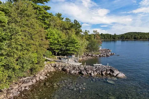 120 Big Barndoor Island Alton NH 03810