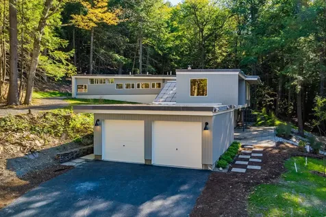 25 Hemlock Road Hanover NH 03755