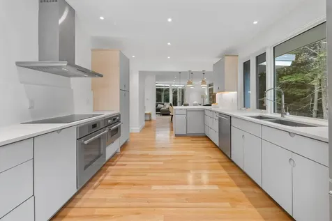 25 Hemlock Road Hanover NH 03755