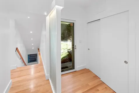 25 Hemlock Road Hanover NH 03755