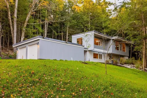 25 Hemlock Road Hanover NH 03755