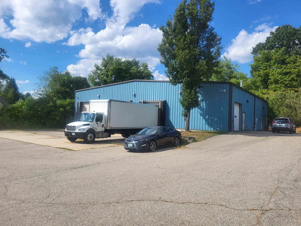 2 Infinity Drive Raymond NH 03077