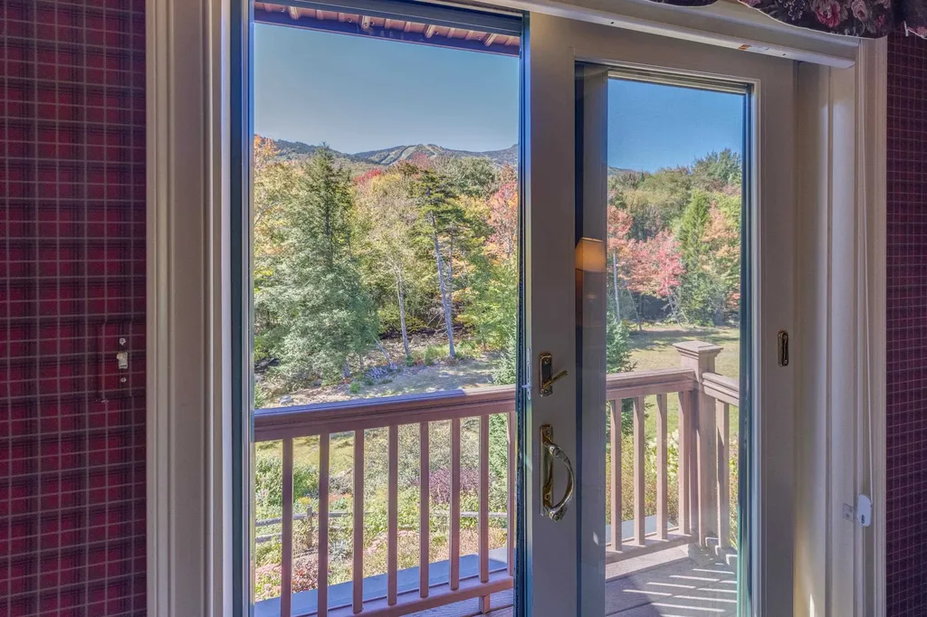 111 W Branch Road Waterville Valley NH 03215