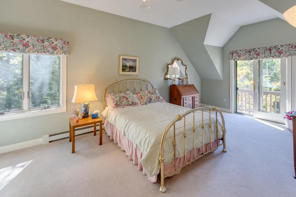 111 W Branch Road Waterville Valley NH 03215