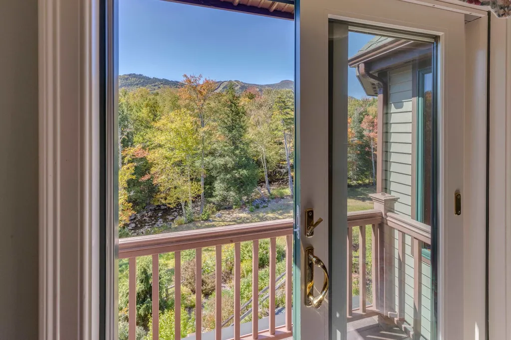 111 W Branch Road Waterville Valley NH 03215