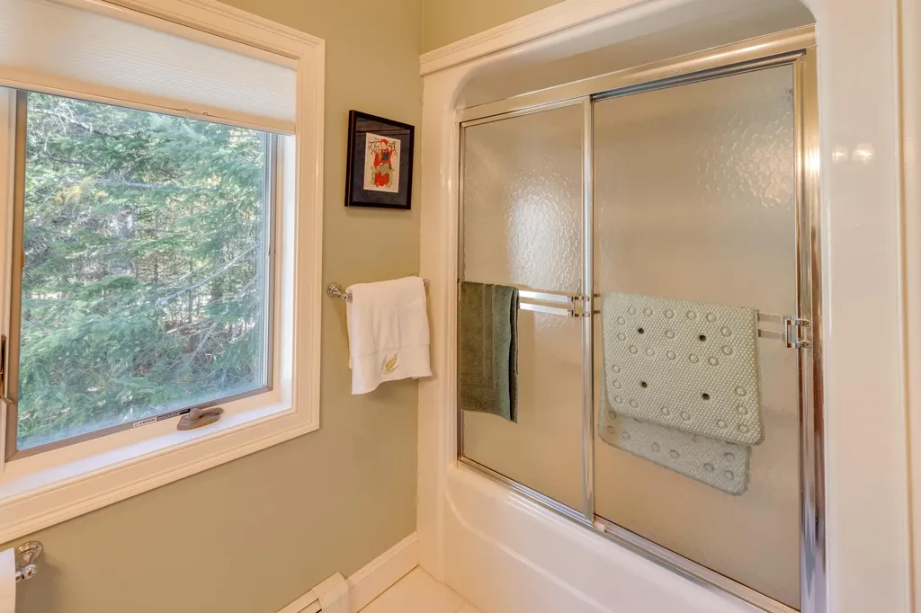 111 W Branch Road Waterville Valley NH 03215