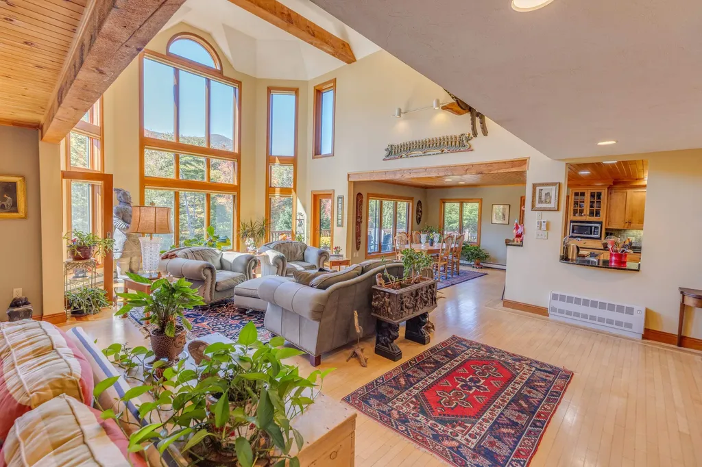 111 W Branch Road Waterville Valley NH 03215