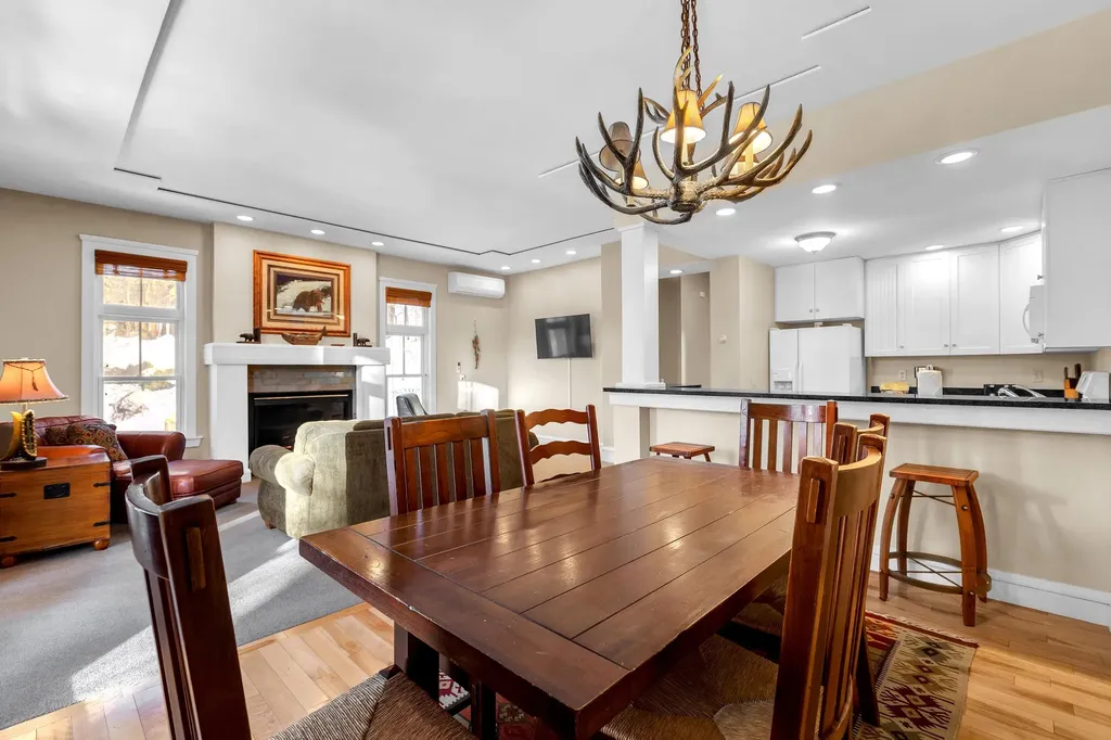 45 Carraige Lane Cavendish VT 05142