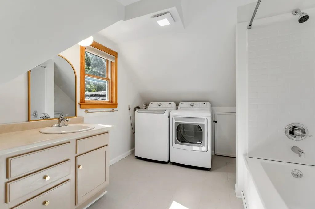 14 Brickyard Road Essex Junction VT 05452