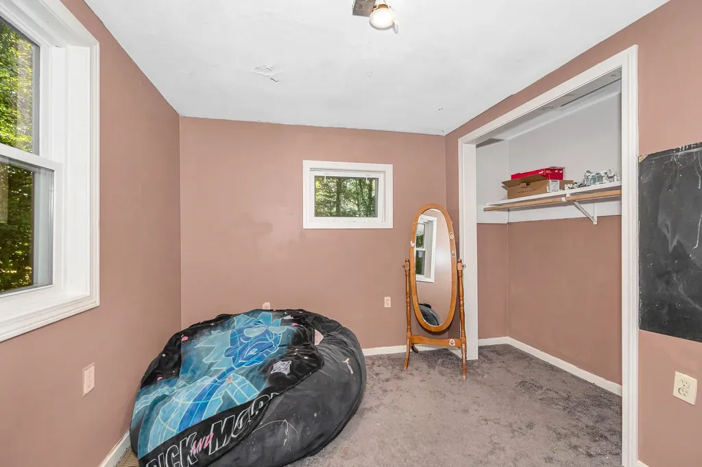 2 Hope Road Henniker NH 03242