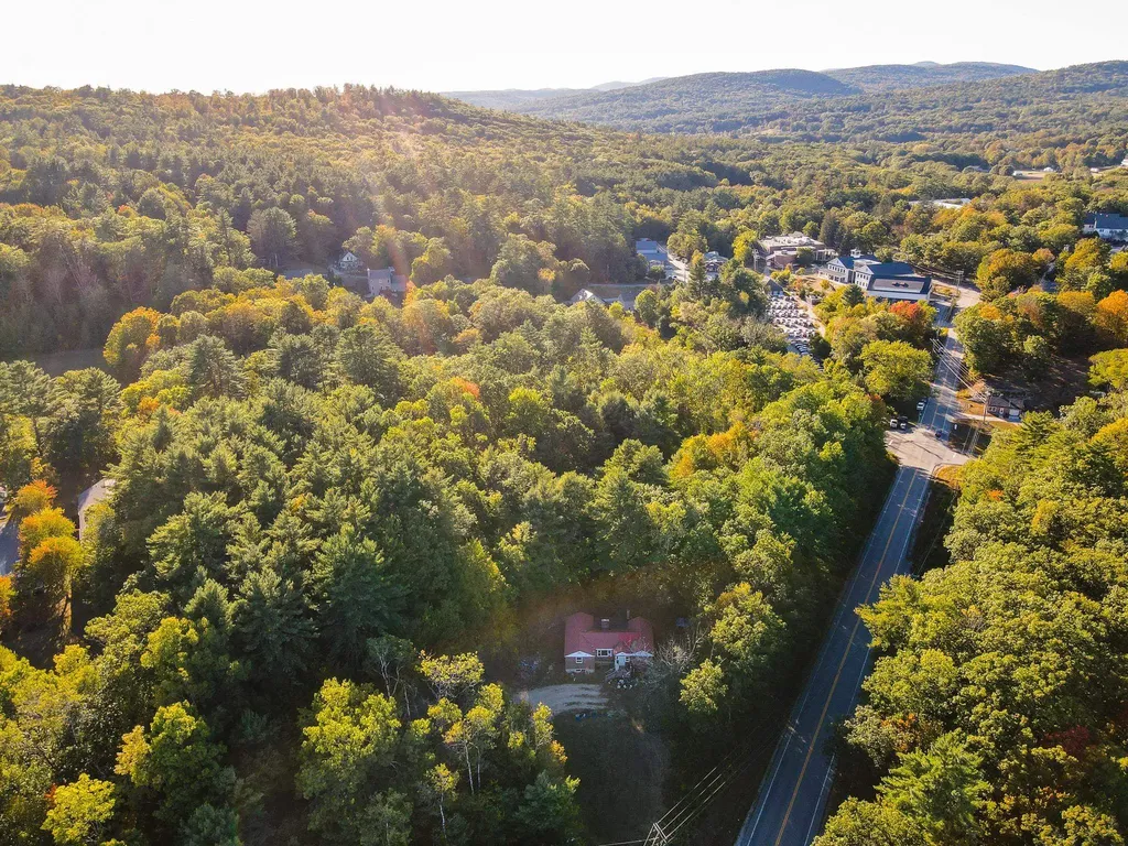 2 Hope Road Henniker NH 03242