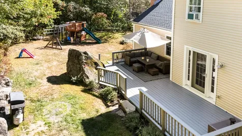 318 Old Post Road Newbury NH 03255