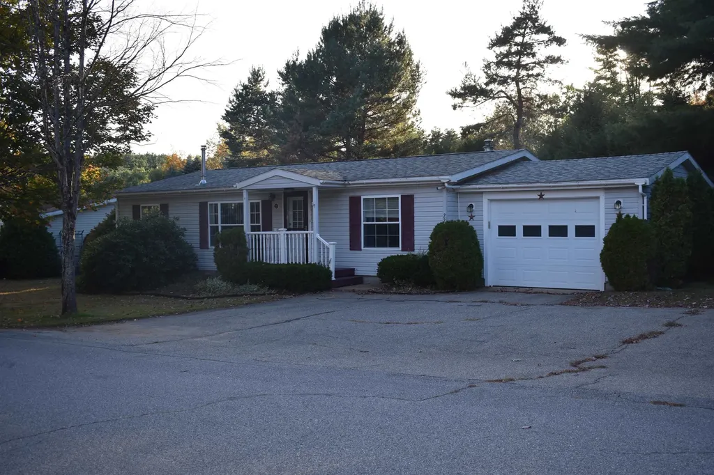 22 Great Brook Drive Belmont NH 03220