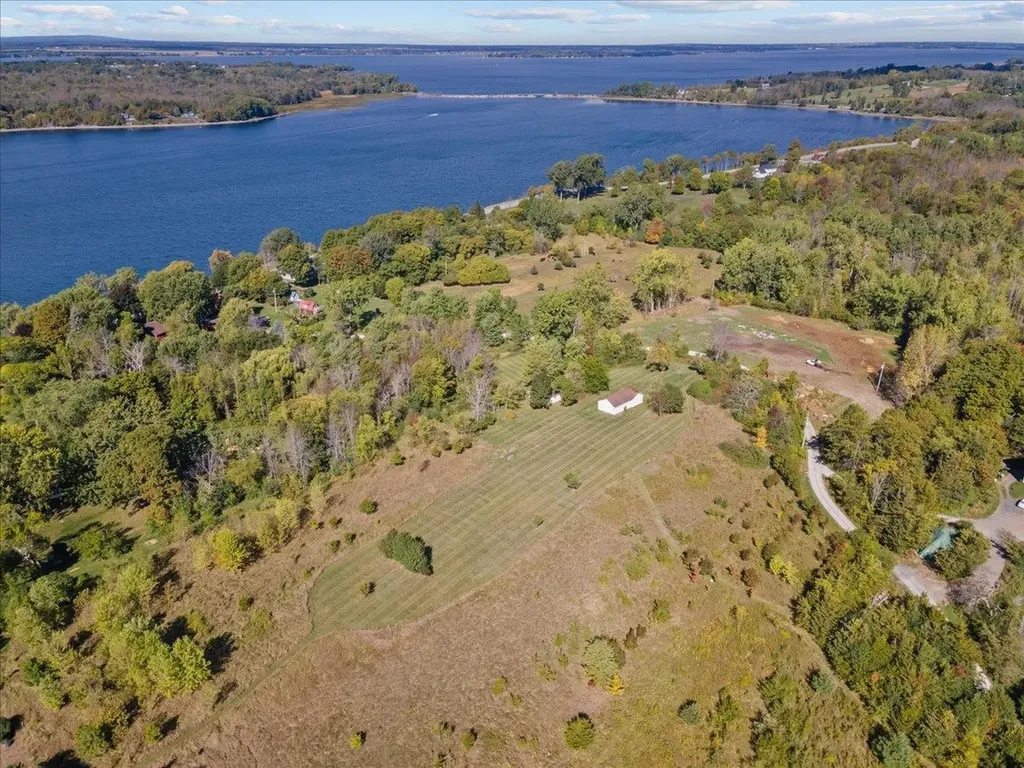 14 Hidden Drive Alburgh VT 05440